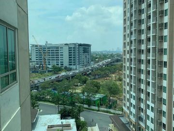 The Grove by Rockwell Condominium 2 Bedroom for Sale, Pasig City