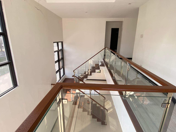 MODERN HOUSE AND LOT NEAR SM TELABASTAGAN CSFP - wITH OPEN LAYOUT
