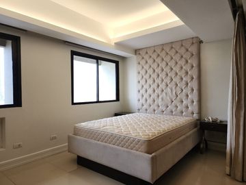 Condo for Sale in South Triangle Quezon City near ABS and GMA 7
