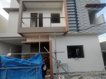 Rush Ready for Occupancy 4 Bedroom Single Detached 4 Sale Calamba Bayan, Laguna