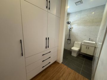 Brand New Home: 4BR Single Detached in Kingspoint Subdivision, Quezon City - Rey