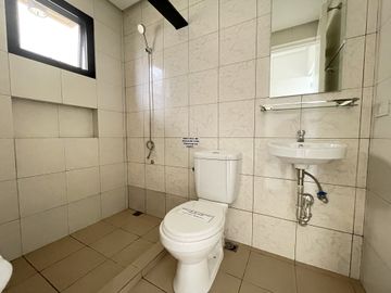 4 bedroom RFO House for Sale Imus Cavite along Aguinaldo Highway Grand Parkplace