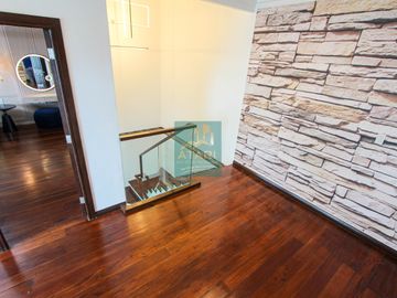 Luxurious 3BR Bi-level Penthouse in Avalon, Cebu Business Park for Sale!