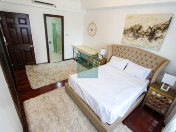 Luxurious 3BR Bi-level Penthouse in Avalon, Cebu Business Park for Sale!