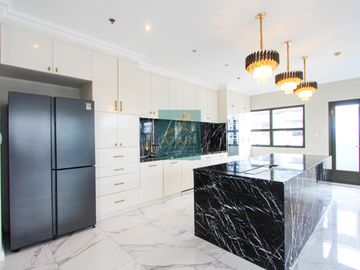 Luxurious 3BR Bi-level Penthouse in Avalon, Cebu Business Park for Sale!