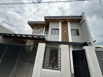 Spacious 4-Bedroom Home in Colinas Verdes, Tungkong Mangga SJDM - Rey