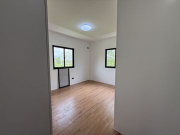 Spacious 4-Bedroom Home in Colinas Verdes, Tungkong Mangga SJDM - Rey