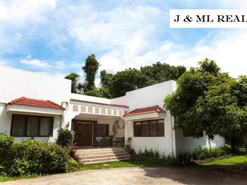 Private Lush Resort in Cavite for Sale