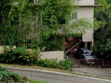 For Sale Spacious Corner Lot Home in Ayala Westgrove Heights, Cavite