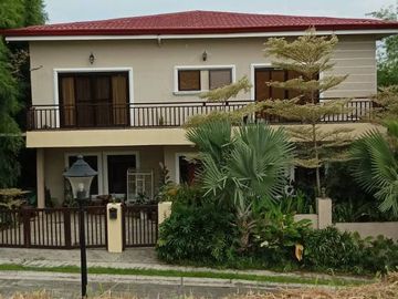 For Sale Spacious Corner Lot Home in Ayala Westgrove Heights, Cavite