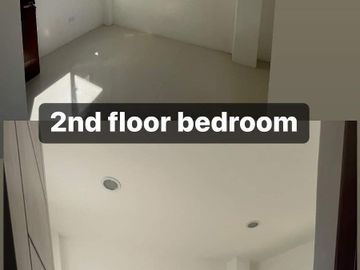 3STOREY TH 5BR, 5TB Near De LASALLE DASMARIÑAS CAVITE