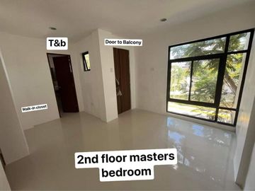 3STOREY TH 5BR, 5TB Near De LASALLE DASMARIÑAS CAVITE