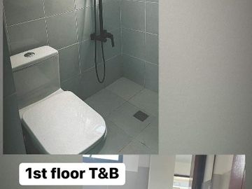 3STOREY TH 5BR, 5TB Near De LASALLE DASMARIÑAS CAVITE