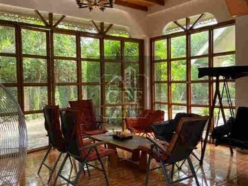 5BR Elegant Retirement  Home w/ Pool near SM Urdaneta