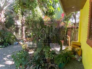 5BR Elegant Retirement  Home w/ Pool near SM Urdaneta