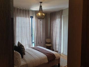 Paco Otis Manila High End Townhouse For Sale near MDH and Supreme Court