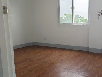 House and Lot For Sale @ Eastridge Golf Villas