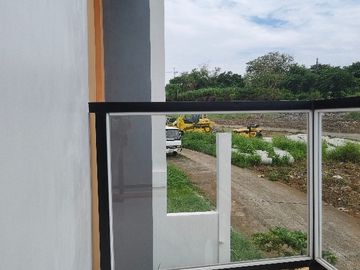 House and Lot For Sale @ Eastridge Golf Villas