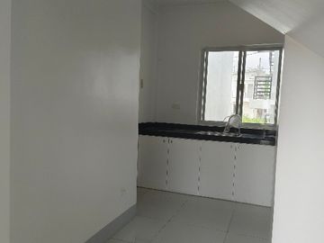 House and Lot For Sale @ Eastridge Golf Villas