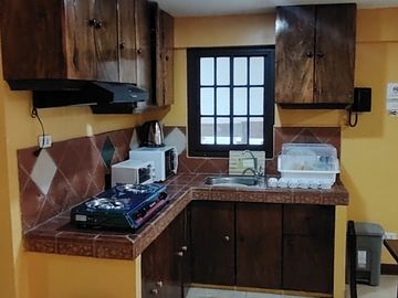 FOR SALE Profitable Airbnb House & Lot Tagaytay Perfect for Business & Leisure!