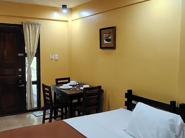 FOR SALE Profitable Airbnb House & Lot Tagaytay Perfect for Business & Leisure!