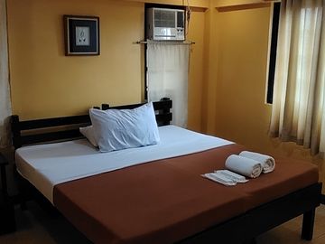 FOR SALE Profitable Airbnb House & Lot Tagaytay Perfect for Business & Leisure!