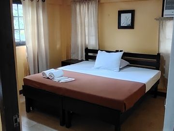 FOR SALE Profitable Airbnb House & Lot Tagaytay Perfect for Business & Leisure!