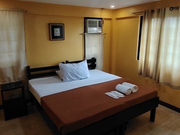 FOR SALE Profitable Airbnb House & Lot Tagaytay Perfect for Business & Leisure!