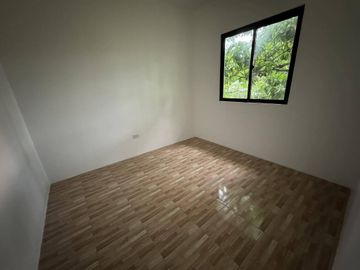 Modern 2-Storey Townhouse in Lagro, Quezon City – 3BR, 2 T&B, Garage -Keziah