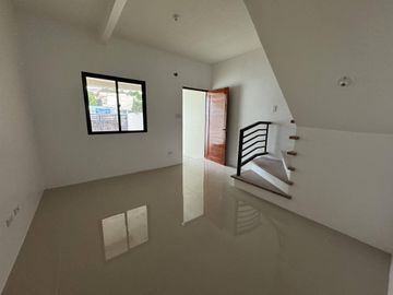 Modern 2-Storey Townhouse in Lagro, Quezon City – 3BR, 2 T&B, Garage -Keziah