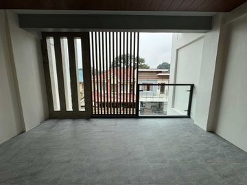 For Sale: Fully Finished 3-Storey Townhouse in Northview Subd,. QC -Keziah