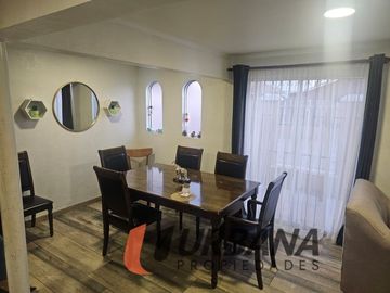 ACOGEDORA CASA FAMILIAR EN SECTOR PINAMAR