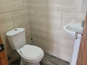 ACOGEDORA CASA FAMILIAR EN SECTOR PINAMAR