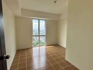 2 Bedroom For Sale RFO in Kasara Urban Resort Residences near Ortigas BGC Makati