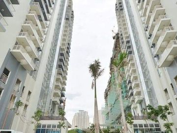 2 Bedroom For Sale RFO in Kasara Urban Resort Residences near Ortigas BGC Makati