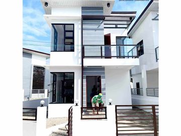 For Sale: Preselling House and Lot in El Puerto Real Subdivision, Batangas City