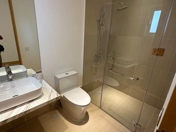 5BR H&L for sale at M Residences Capitol Hills in Quezon City