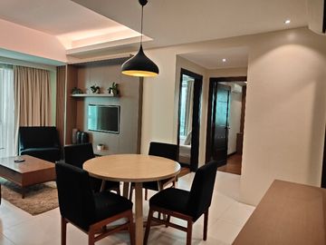 2 BEDROOM UNIT FOR SALE IN PADGETT PLACE LAHUG CEBU CITY