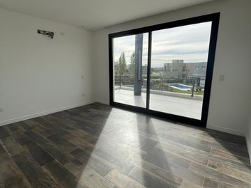 Casa en venta - Barrio Lagos de Canning