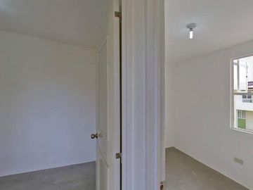 For Sale 3 Bedroom Portia Unit Townhouse Located Tanza Cavite near NAIA, MOA