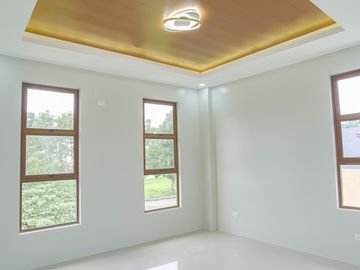 Modern Finishes on this 5BR House | Talisay
