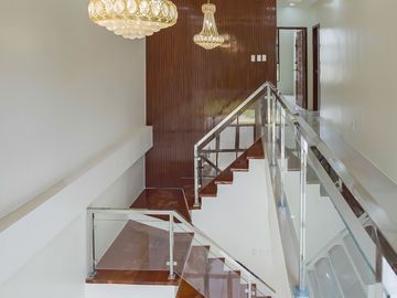 Modern Finishes on this 5BR House | Talisay