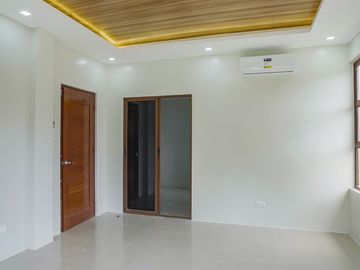 Modern Finishes on this 5BR House | Talisay