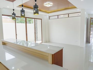 Modern Finishes on this 5BR House | Talisay