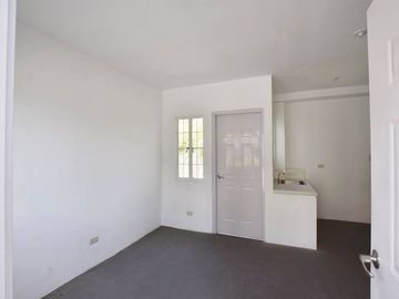 3 Bedroom Townhouse for Sale in Sahud Ulan, Cavite in Sahud Ulan, Tanza