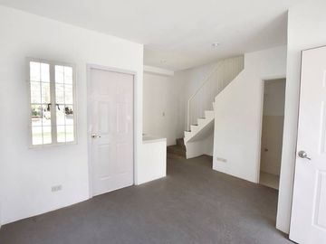 3 Bedroom Townhouse for Sale in Sahud Ulan, Cavite in Sahud Ulan, Tanza