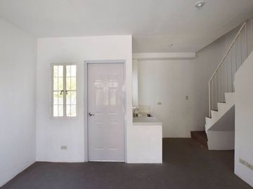 3 Bedroom Townhouse for Sale in Sahud Ulan, Cavite in Sahud Ulan, Tanza