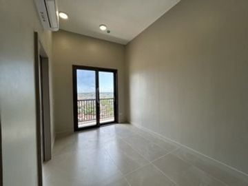 Condotel at UMA Hotel + Residences | Studio, Studio Corner, 1BR