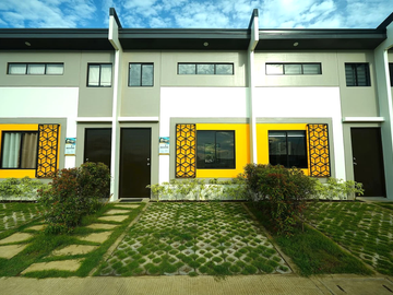 Affordable Townhouse in Calauan Laguna for Php 8,000 monthly