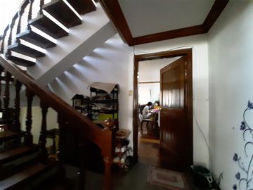 For sale 3 bedroom House and Lot in Alabang Hills Village corner Lot